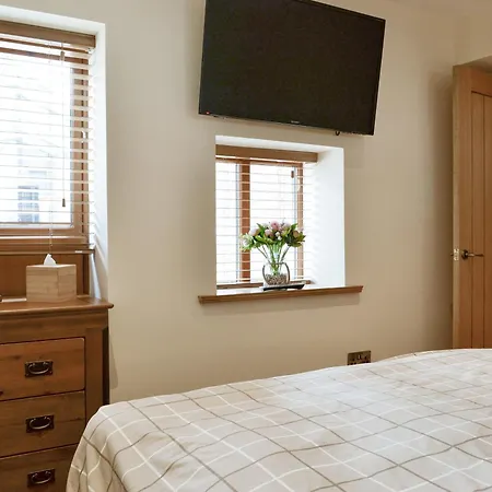 The Byres Tan Holiday home